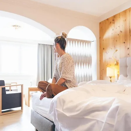 Steiner Superior Hotel