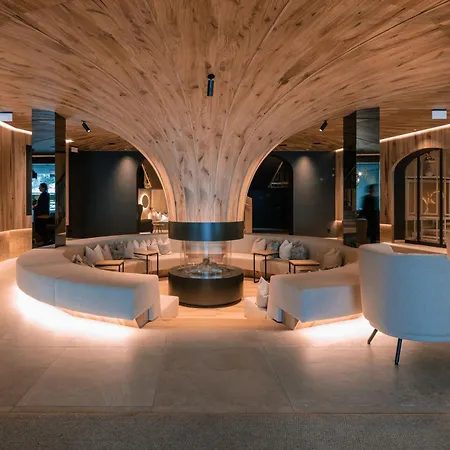 Steiner Superior Hotel