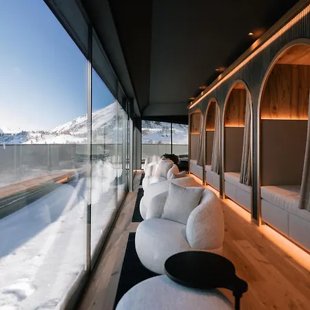 Steiner Superior Hotel